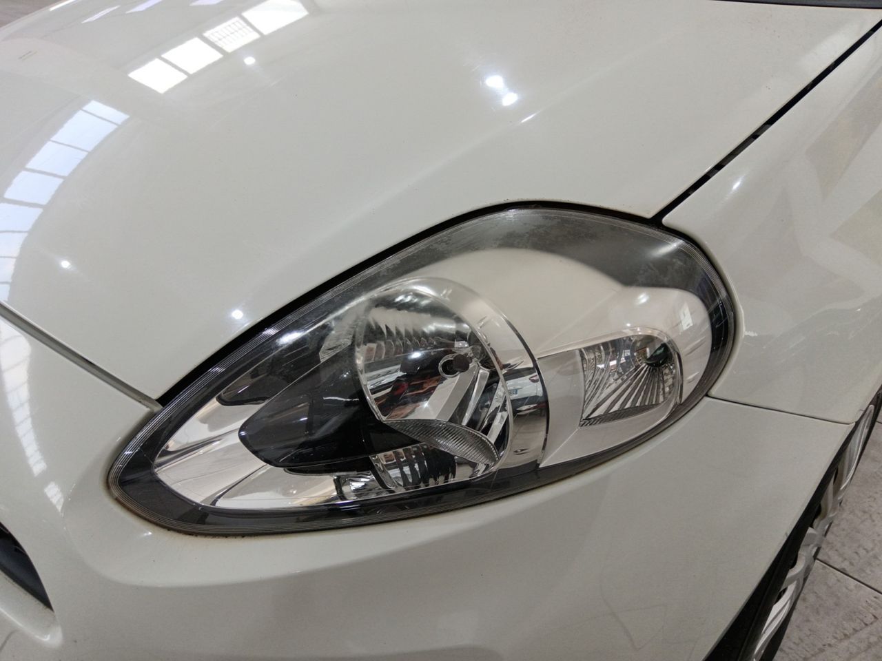 Foto Fiat Punto 18