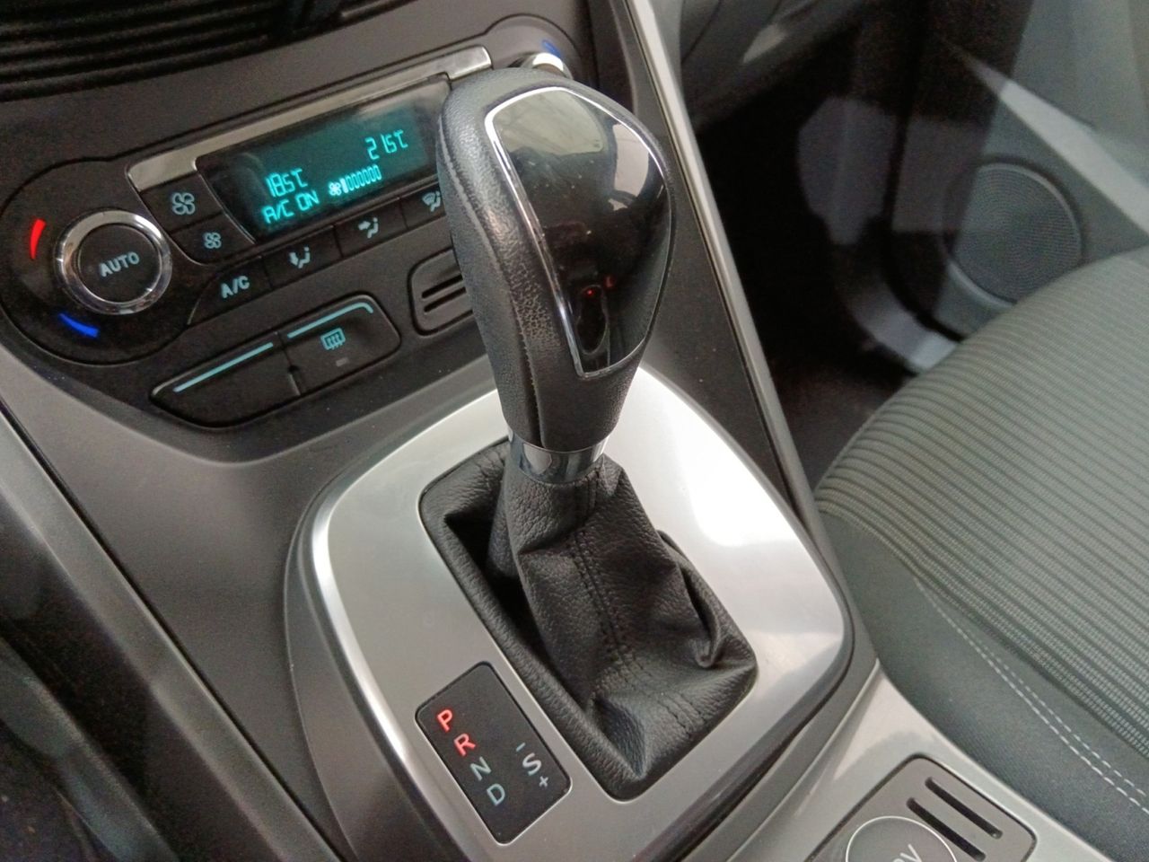 Foto Ford C-Max 12