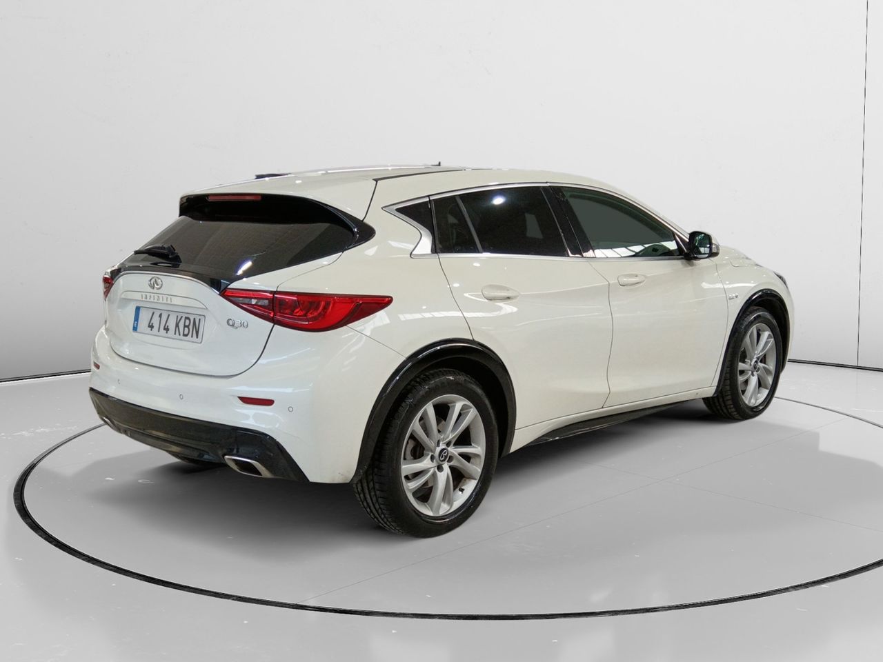 Foto Infiniti Q30 2