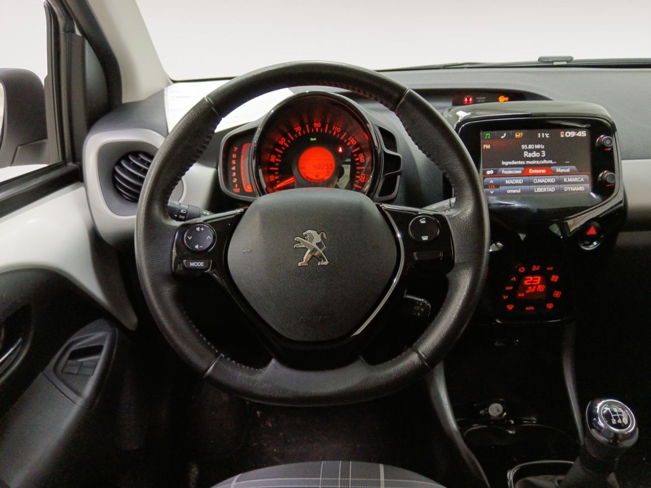 Foto Peugeot 108 7