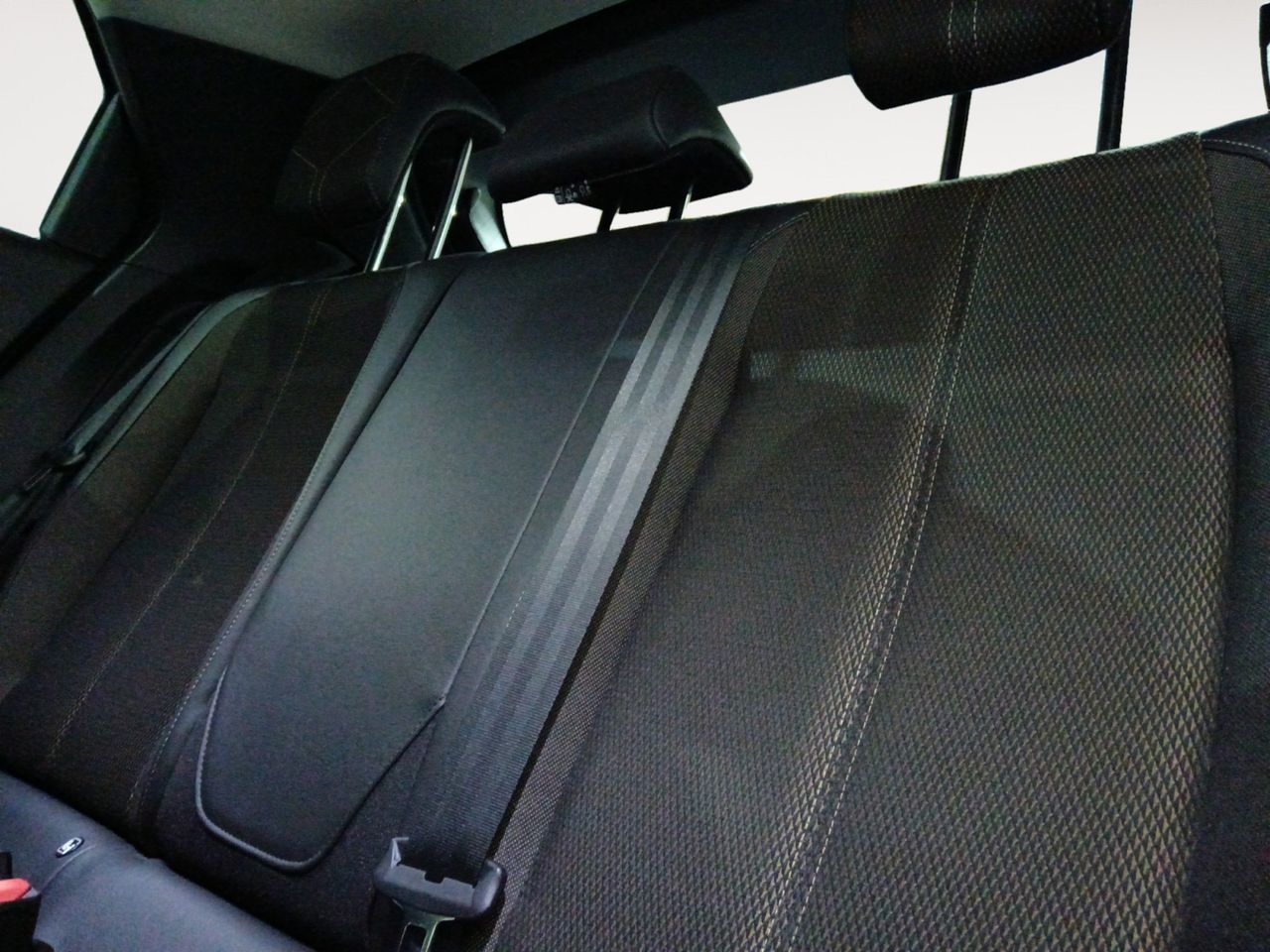 Foto DS Automobiles DS 3 9
