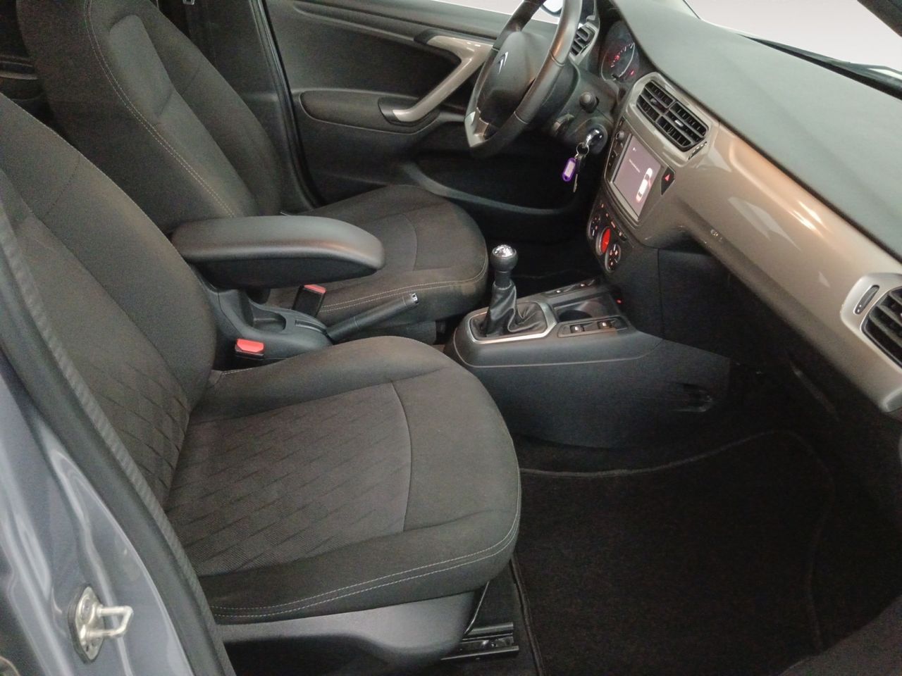 Foto Citroën C-Elysèe 9