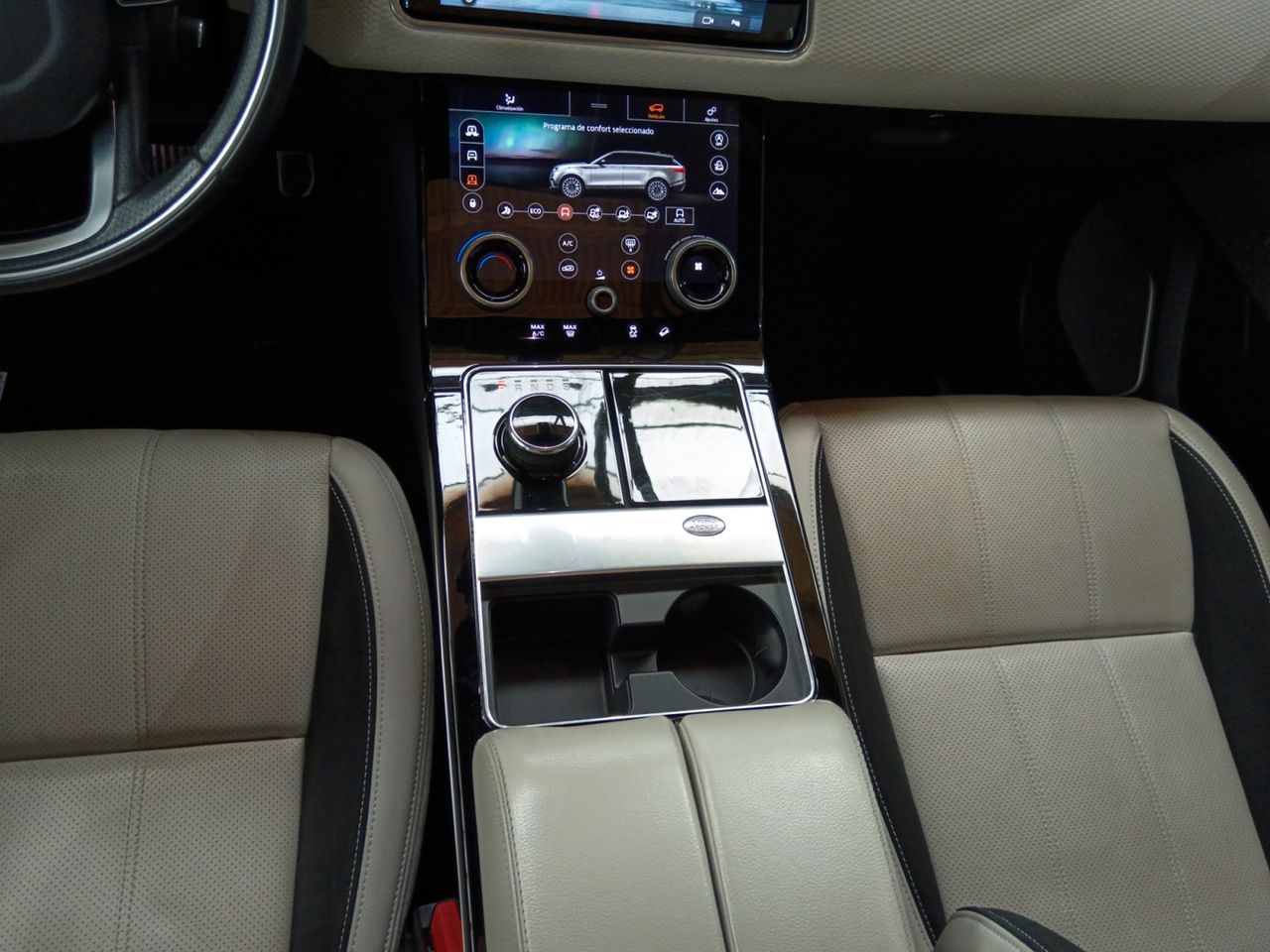 Foto Land-Rover Range Rover Velar 12