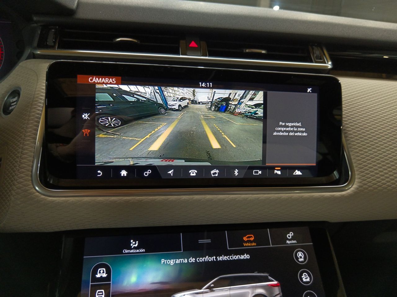 Foto Land-Rover Range Rover Velar 18