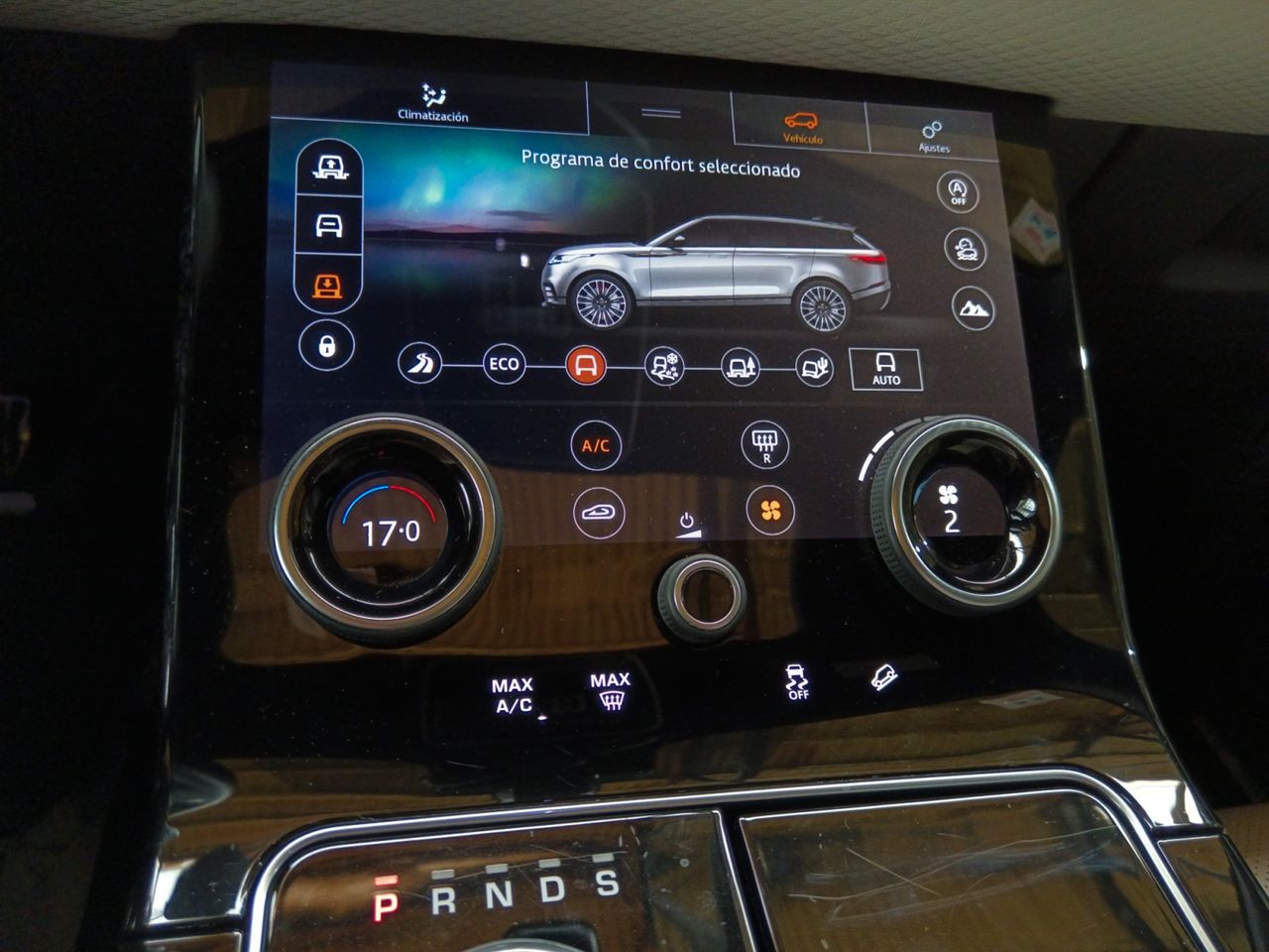 Foto Land-Rover Range Rover Velar 19
