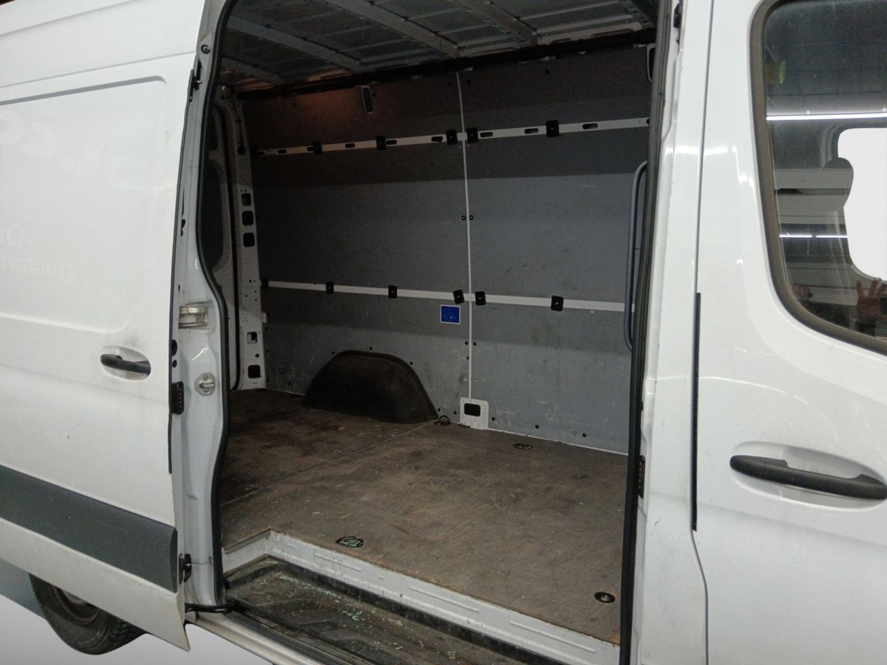 Foto Mercedes-Benz Sprinter 9