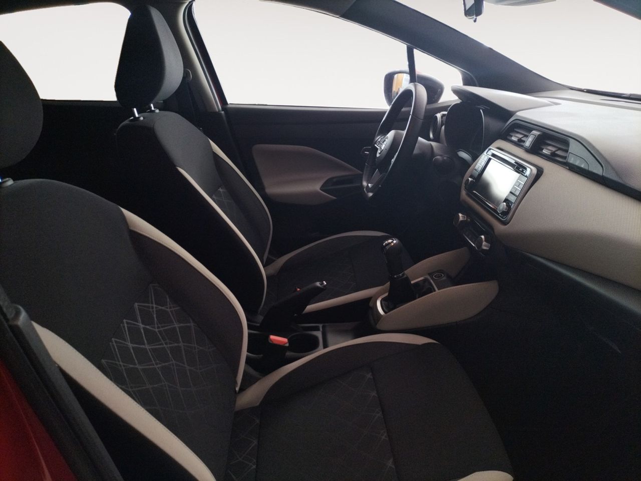 Foto Nissan Micra 10