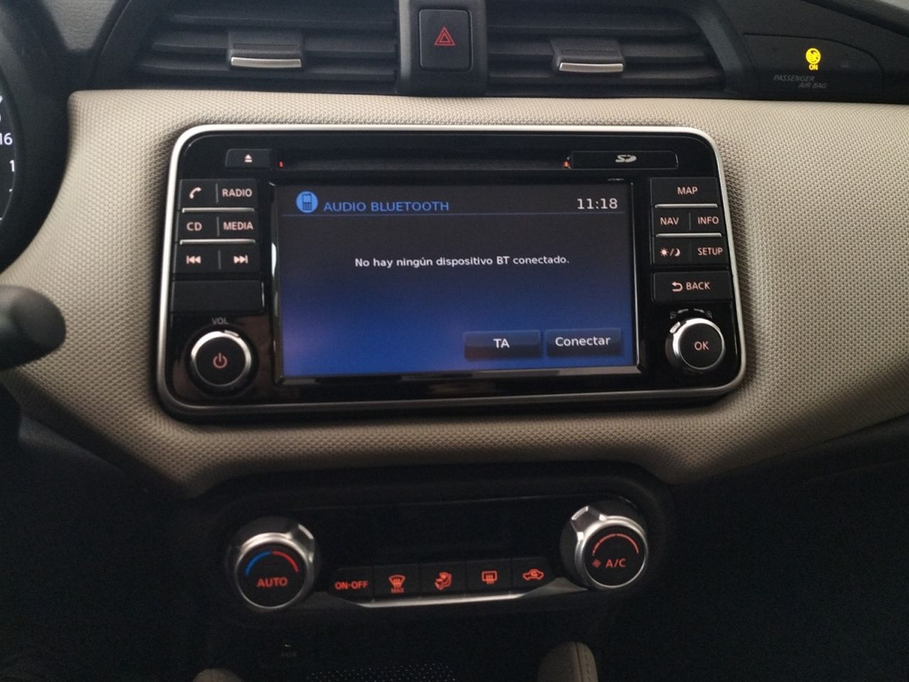 Foto Nissan Micra 14