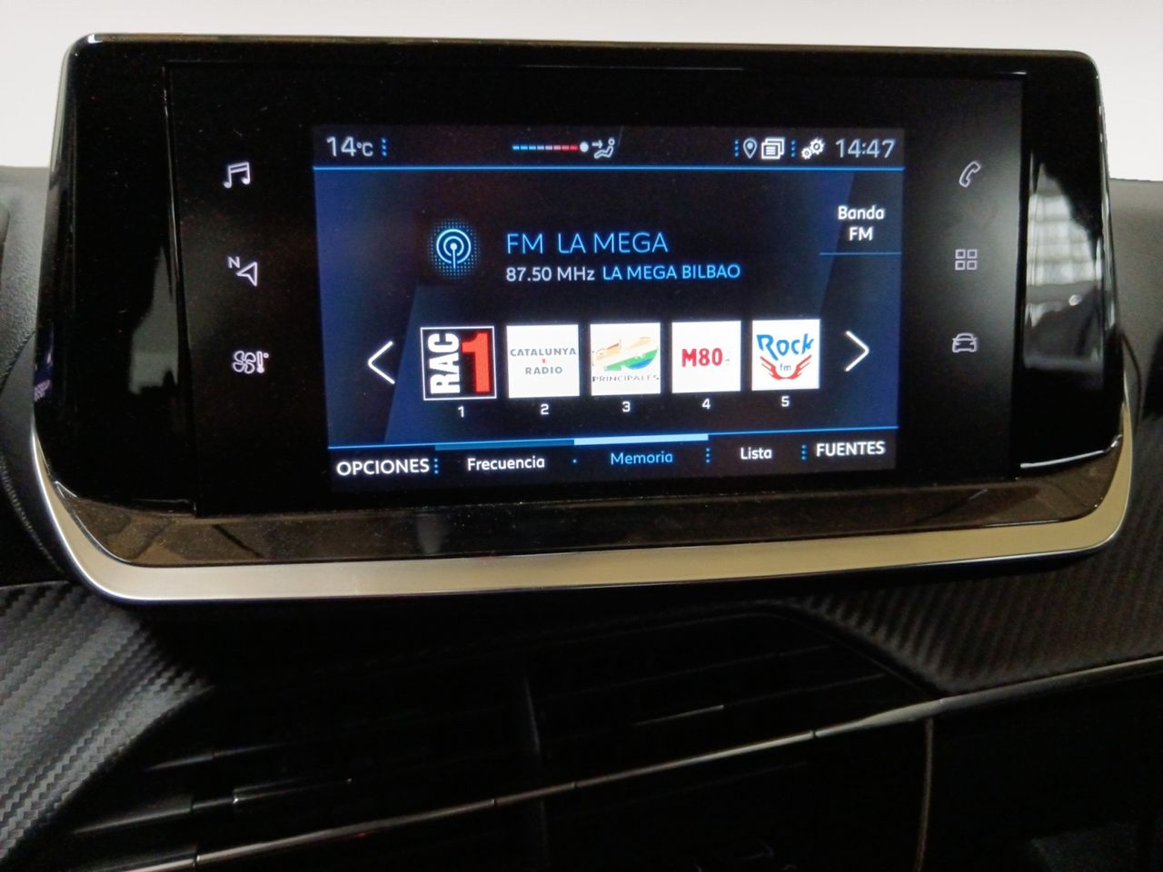 Foto Peugeot 2008 16