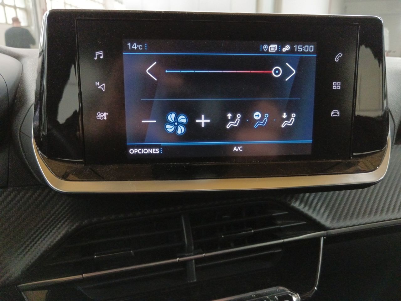 Foto Peugeot 2008 18
