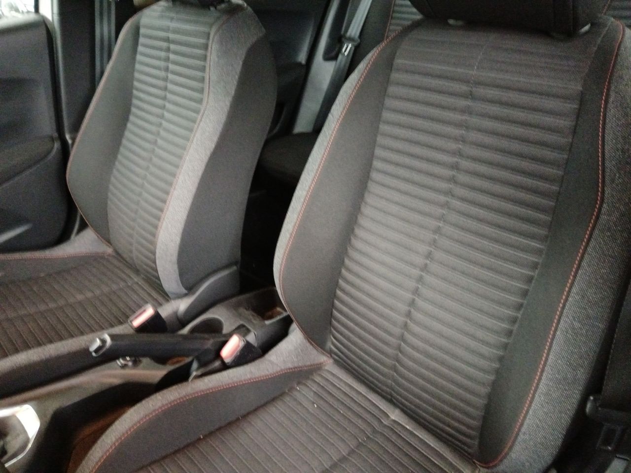 Foto Peugeot 2008 20