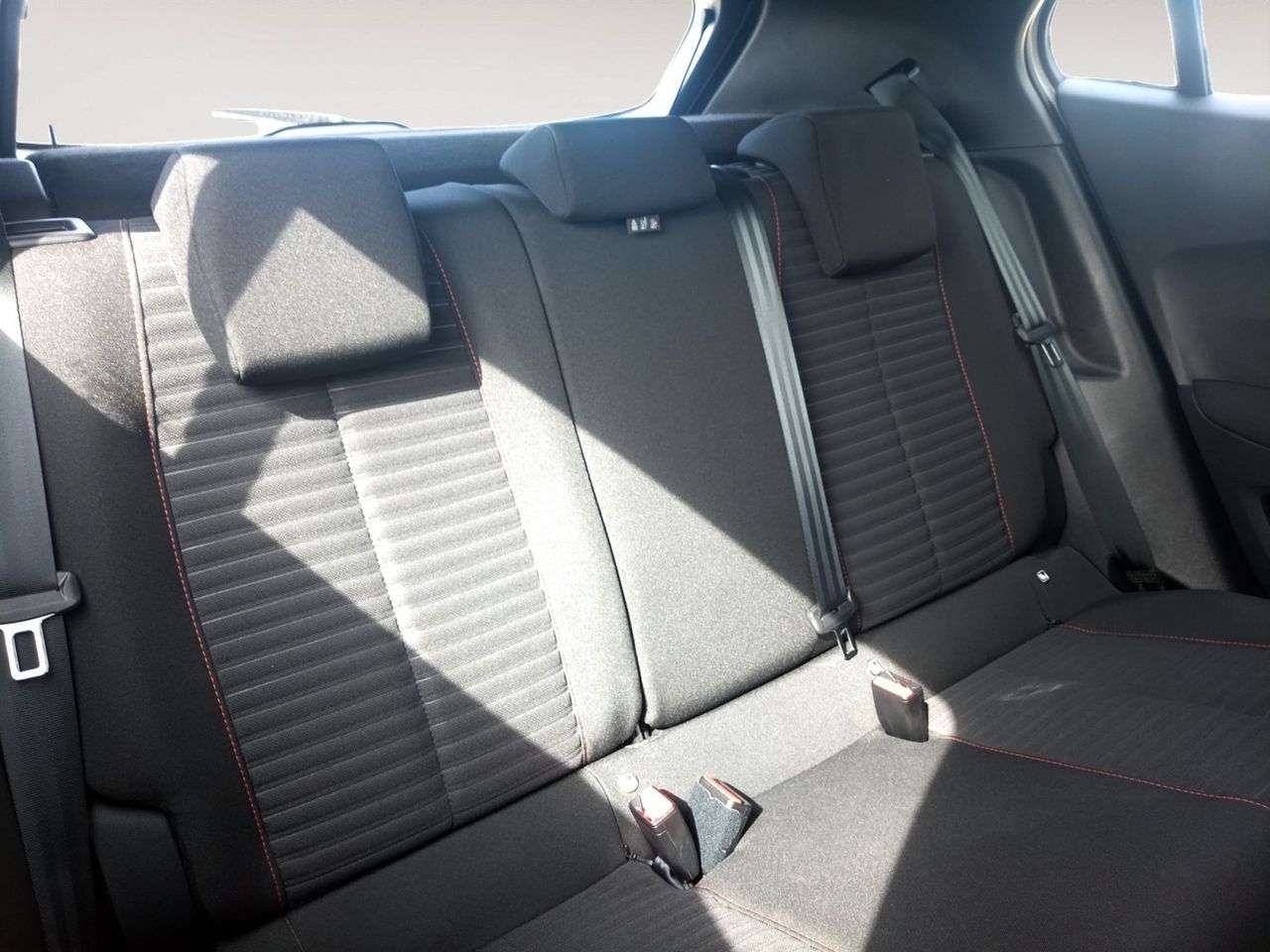 Foto Peugeot 2008 9
