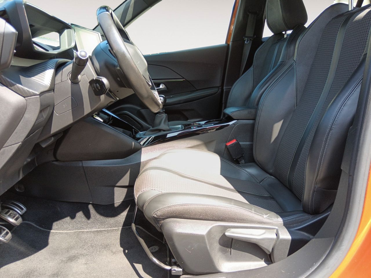 Foto Peugeot 2008 8