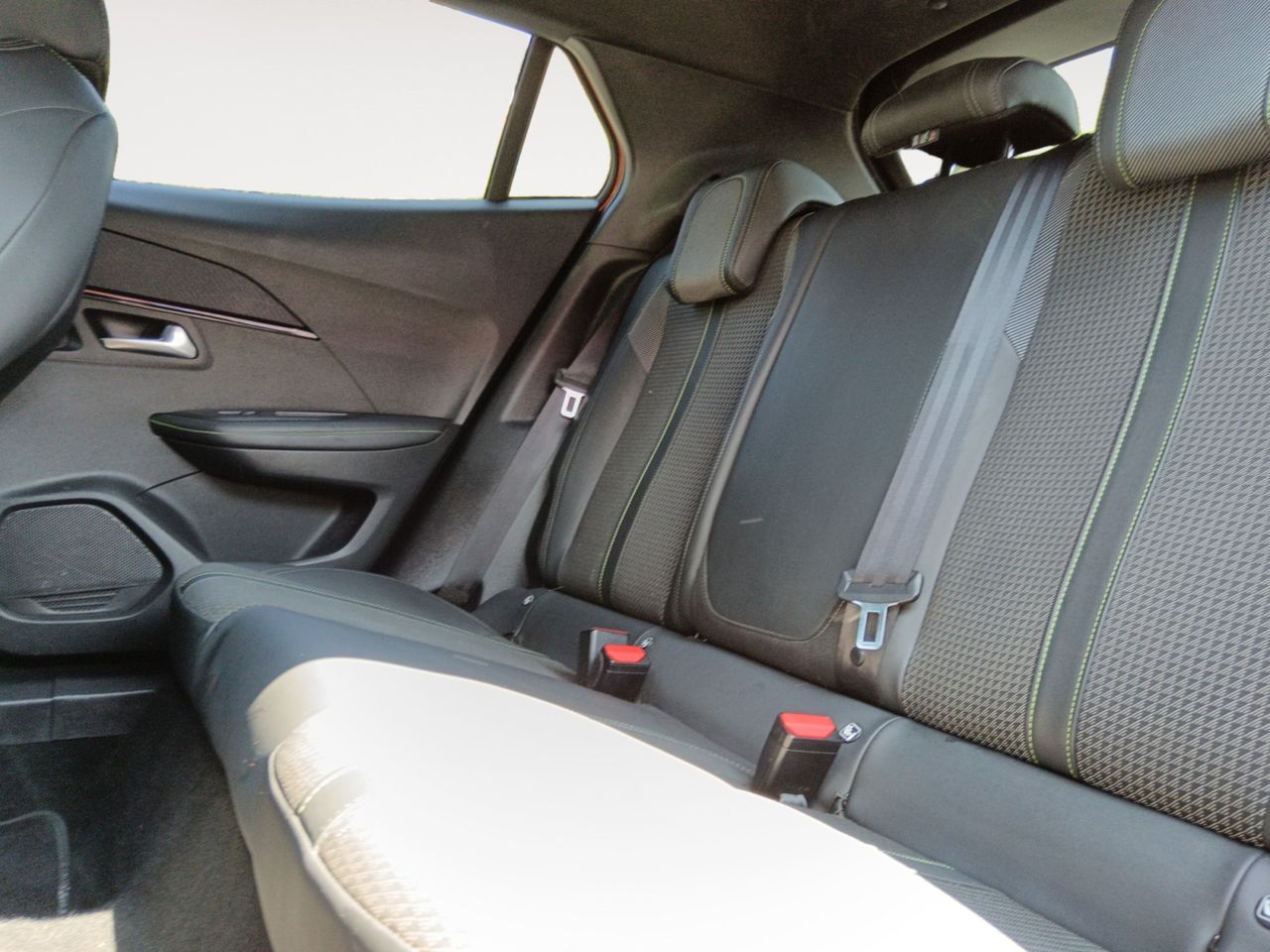 Foto Peugeot 2008 9