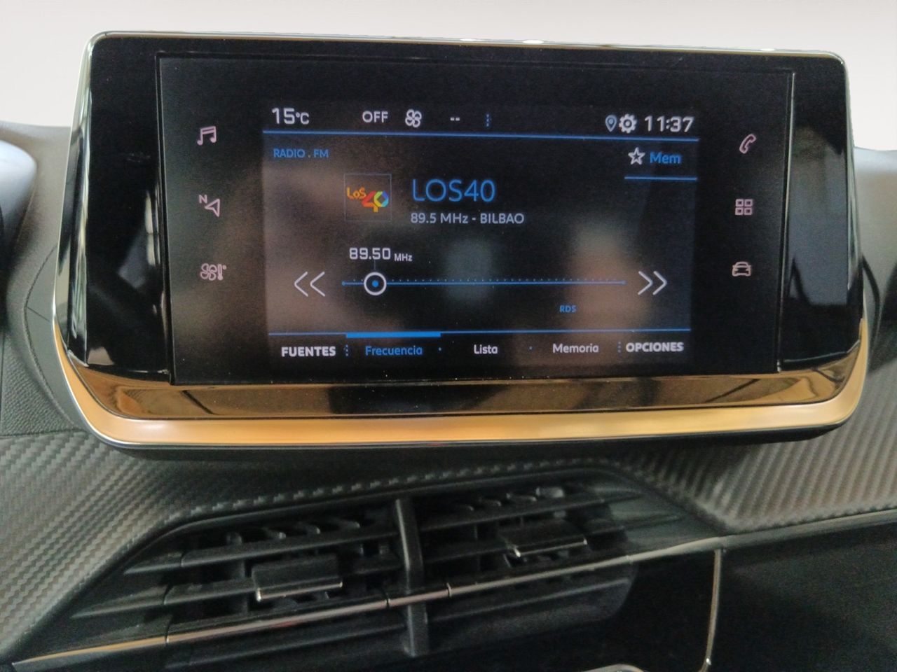 Foto Peugeot 208 14
