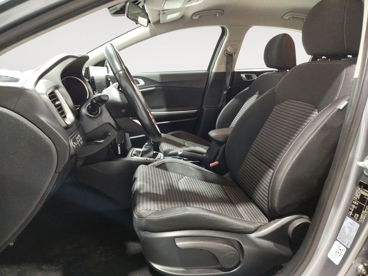 Foto Kia XCeed 8