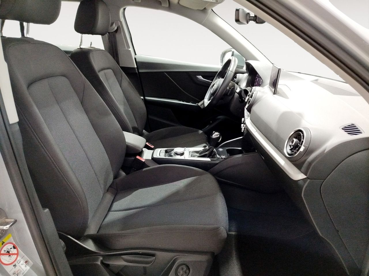 Foto Audi Q2 10