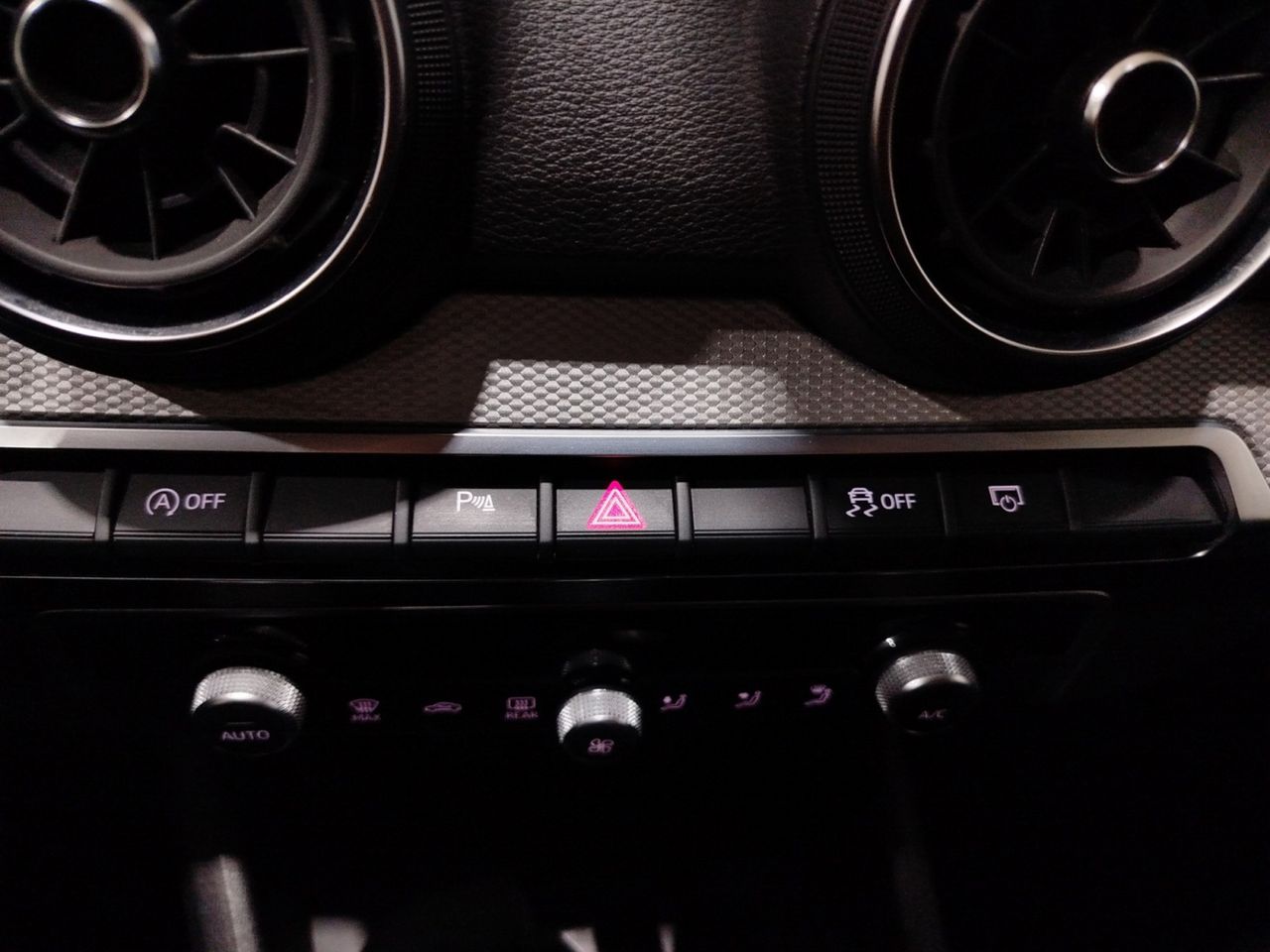 Foto Audi Q2 16