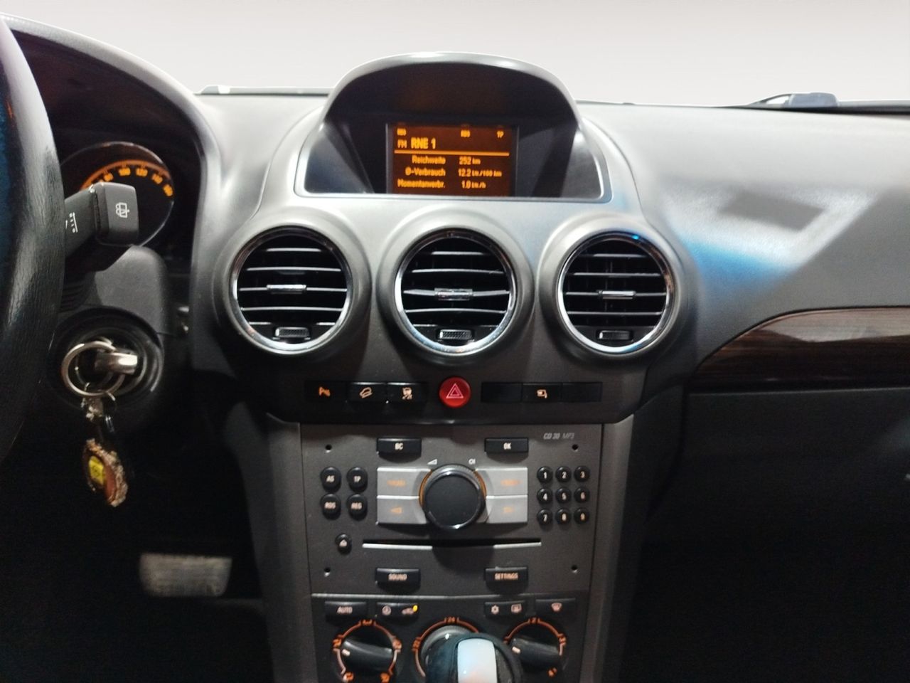 Foto Opel Antara 15