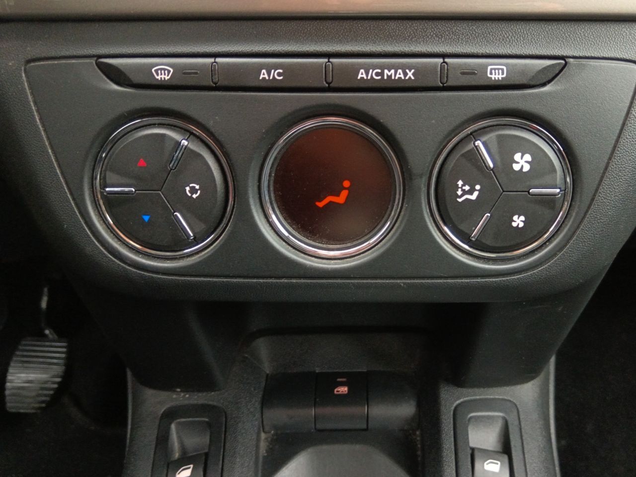 Foto Citroën C-Elysèe 19
