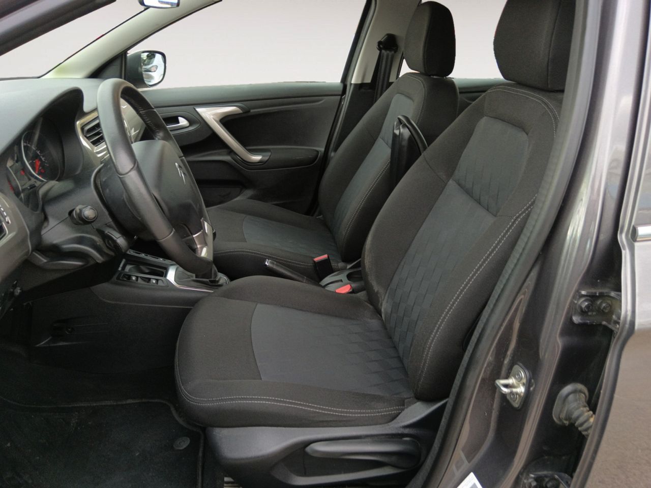 Foto Citroën C-Elysèe 8