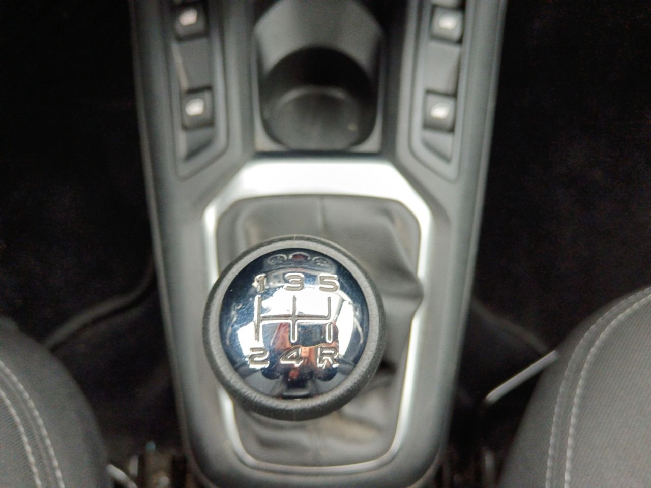 Foto Citroën C-Elysèe 12