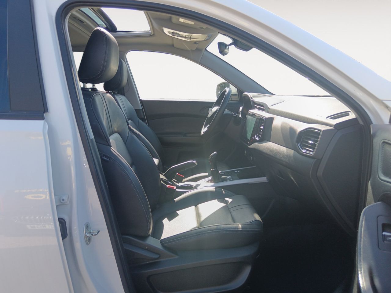 Foto DR Automobiles DR4 10