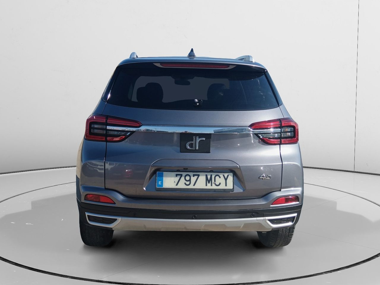 Foto DR Automobiles DR4 3