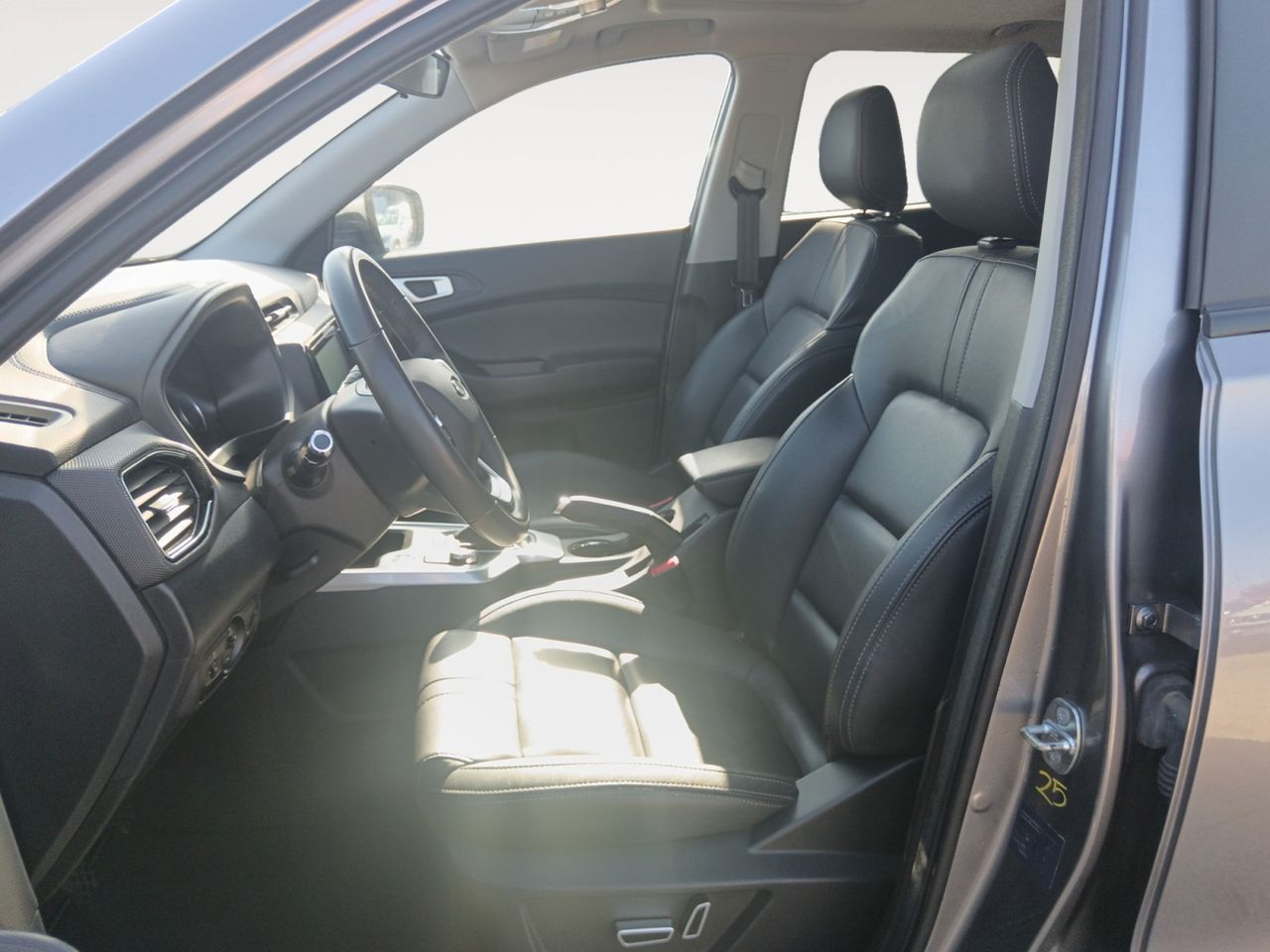 Foto DR Automobiles DR4 8