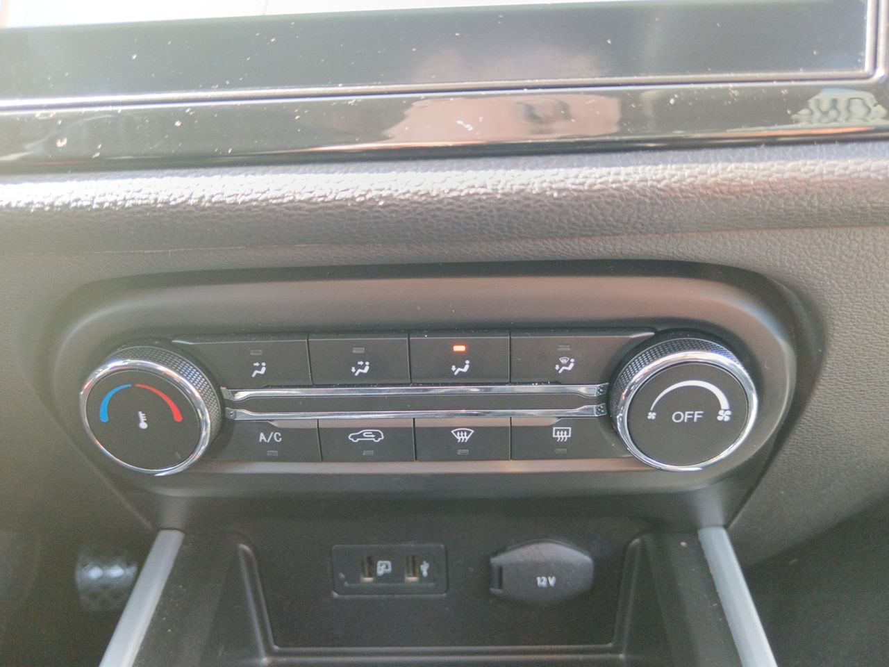 Foto DR Automobiles DR4 19