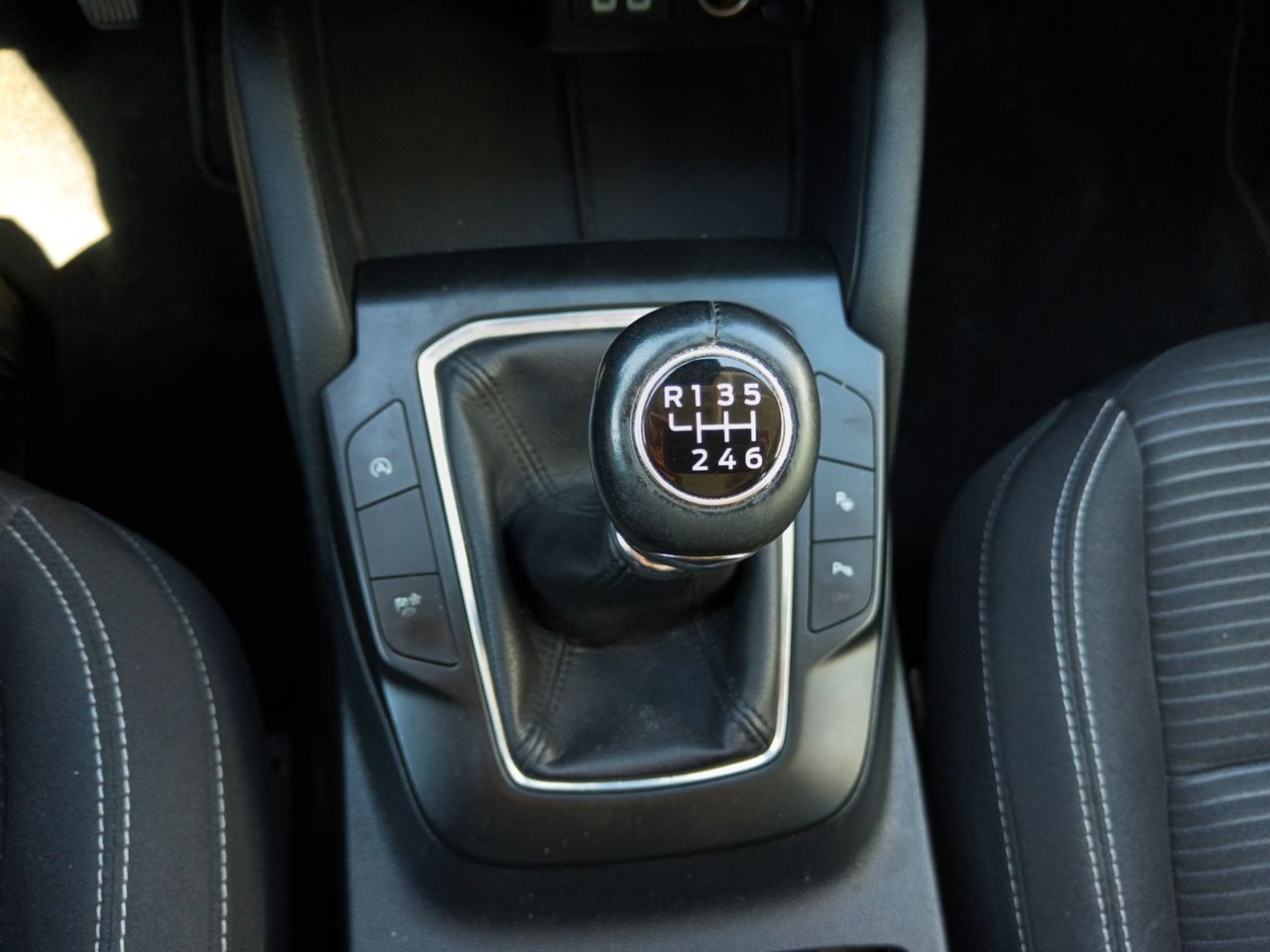 Foto Ford Kuga 12