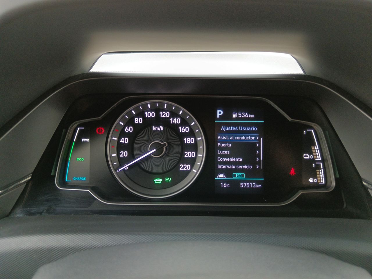 Foto Hyundai IONIQ 13