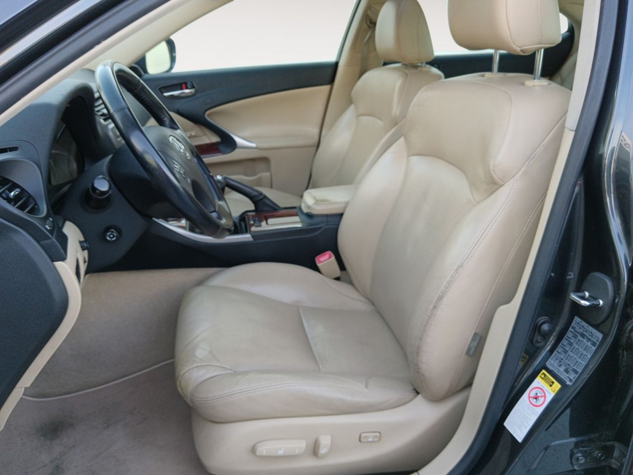 Foto Lexus IS 9