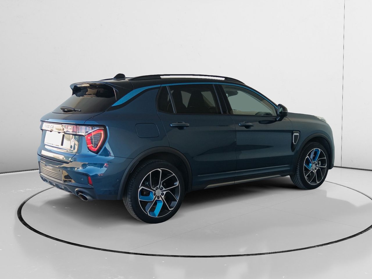 Foto LYNK&CO 01 2