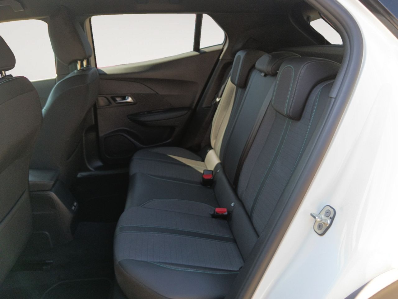Foto Peugeot 2008 9