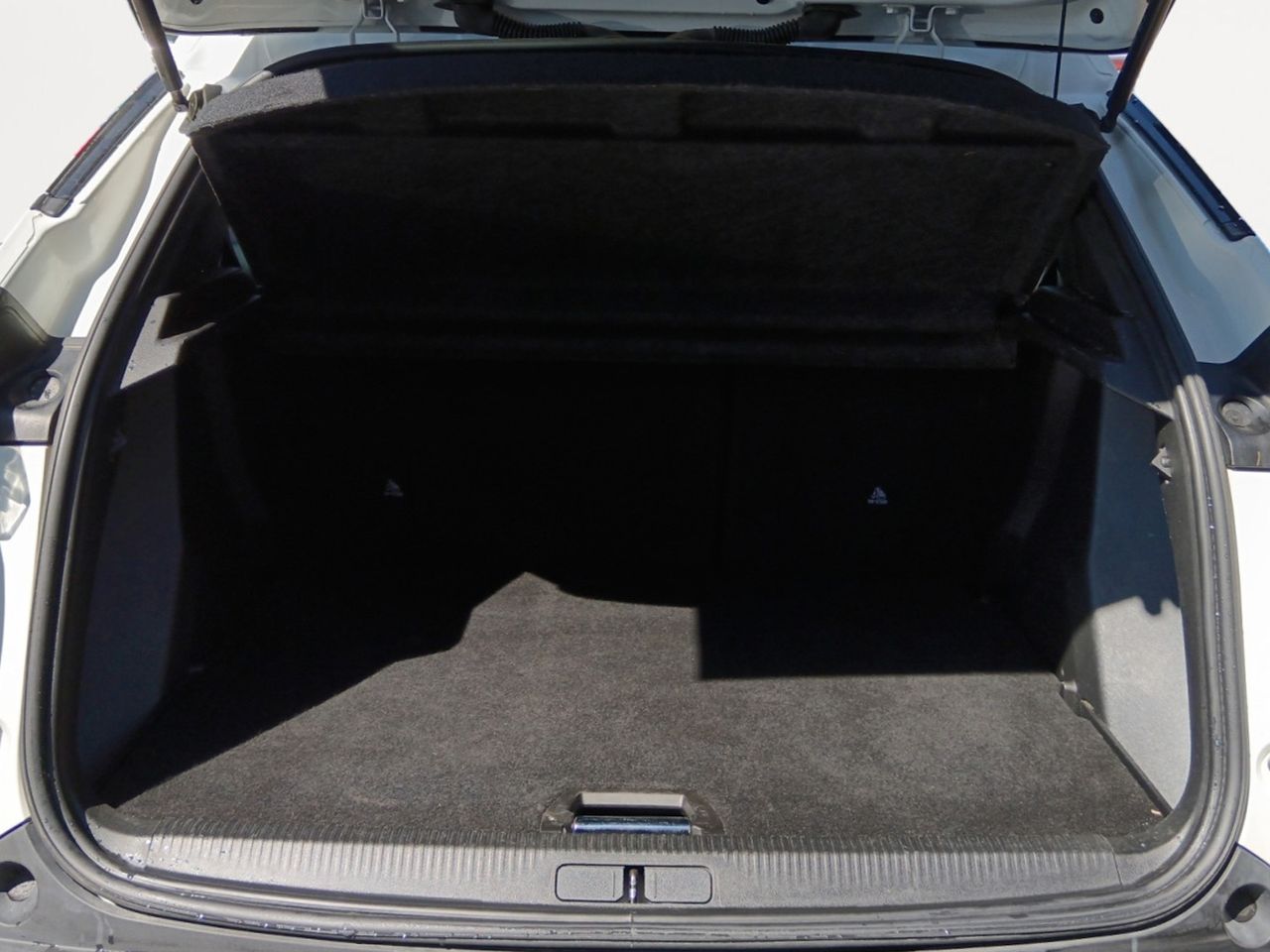 Foto Peugeot 2008 11