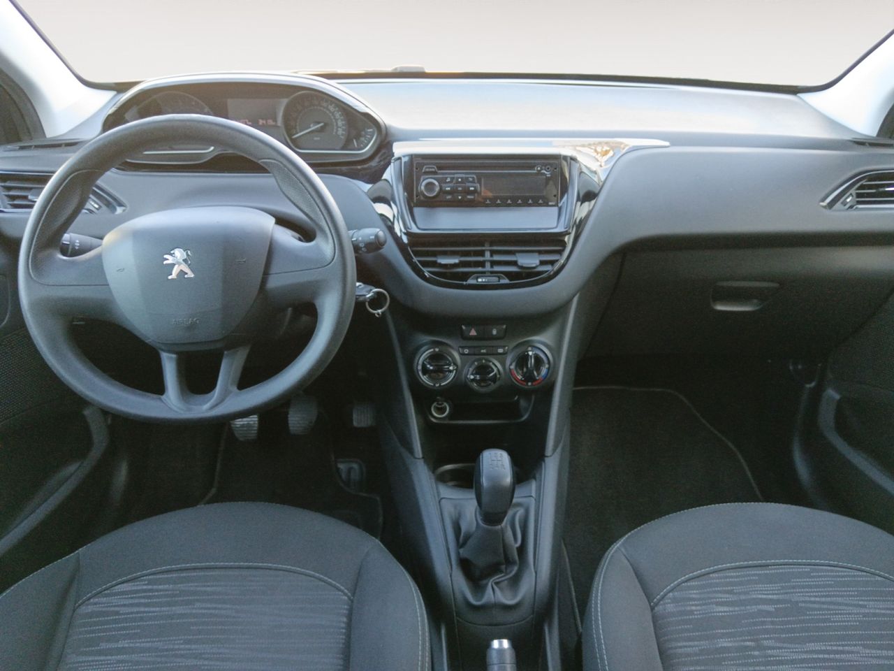 Foto Peugeot 208 6