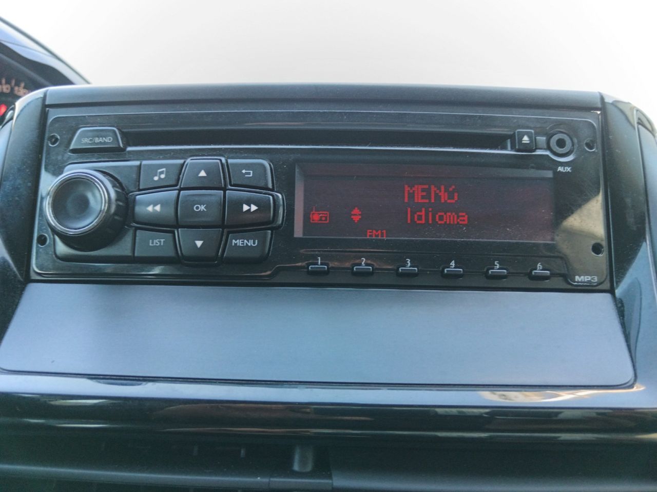 Foto Peugeot 208 14
