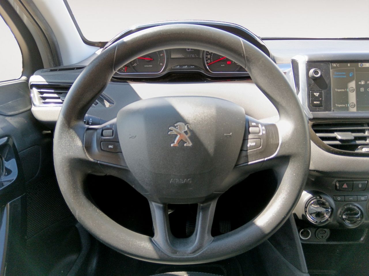 Foto Peugeot 208 7