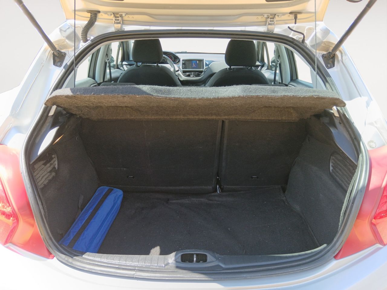 Foto Peugeot 208 11