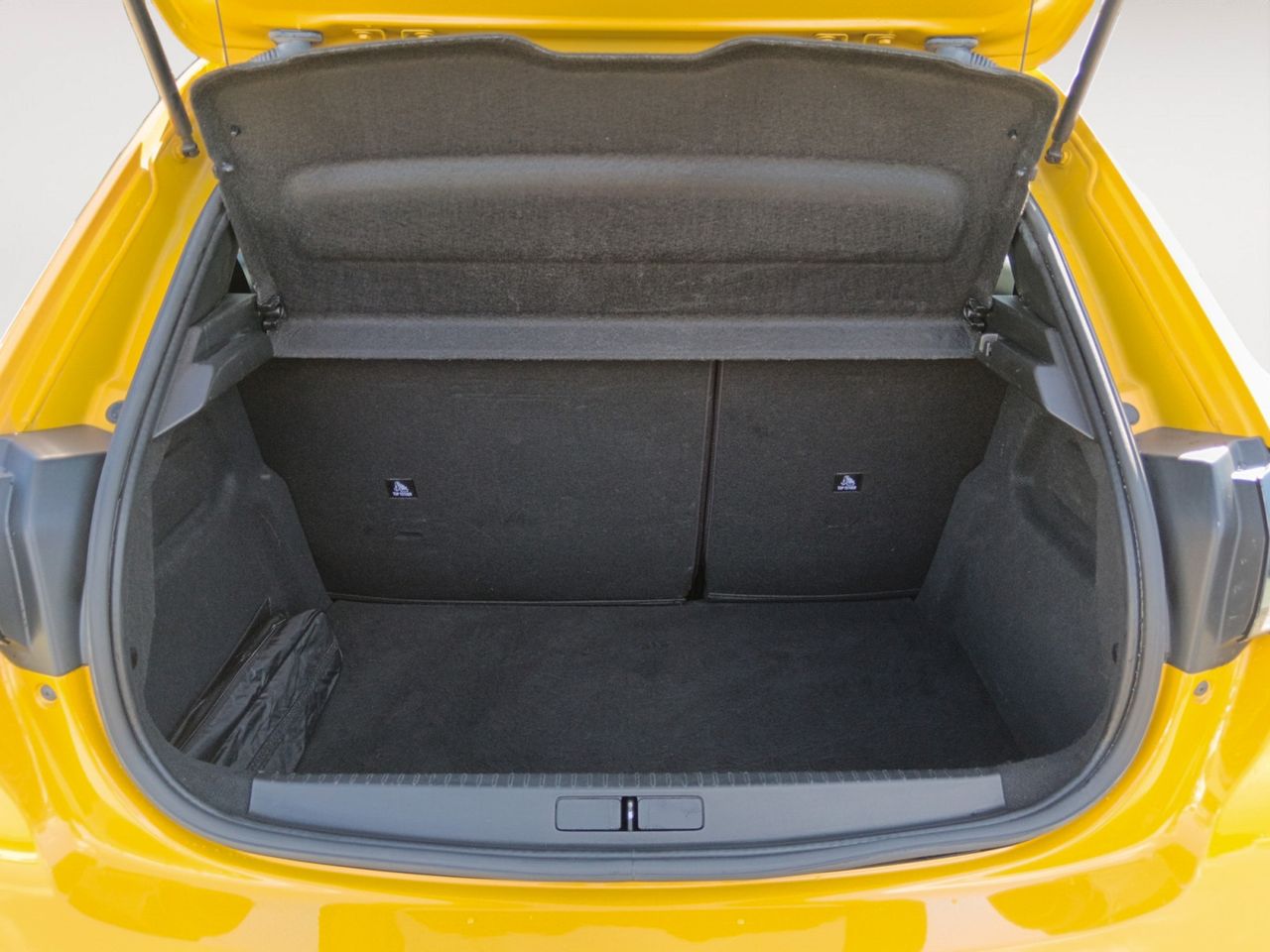 Foto Peugeot 208 11