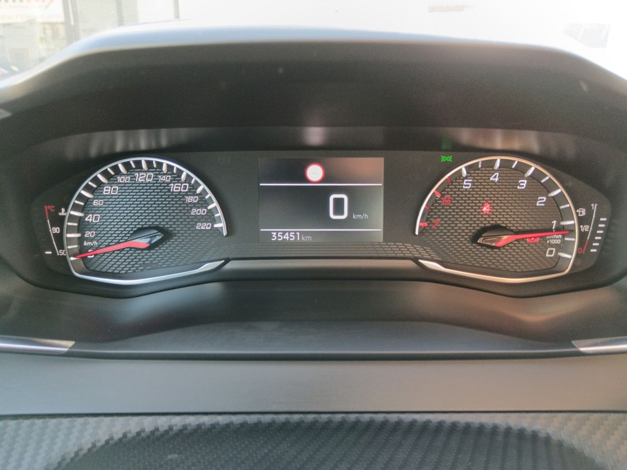 Foto Peugeot 208 13