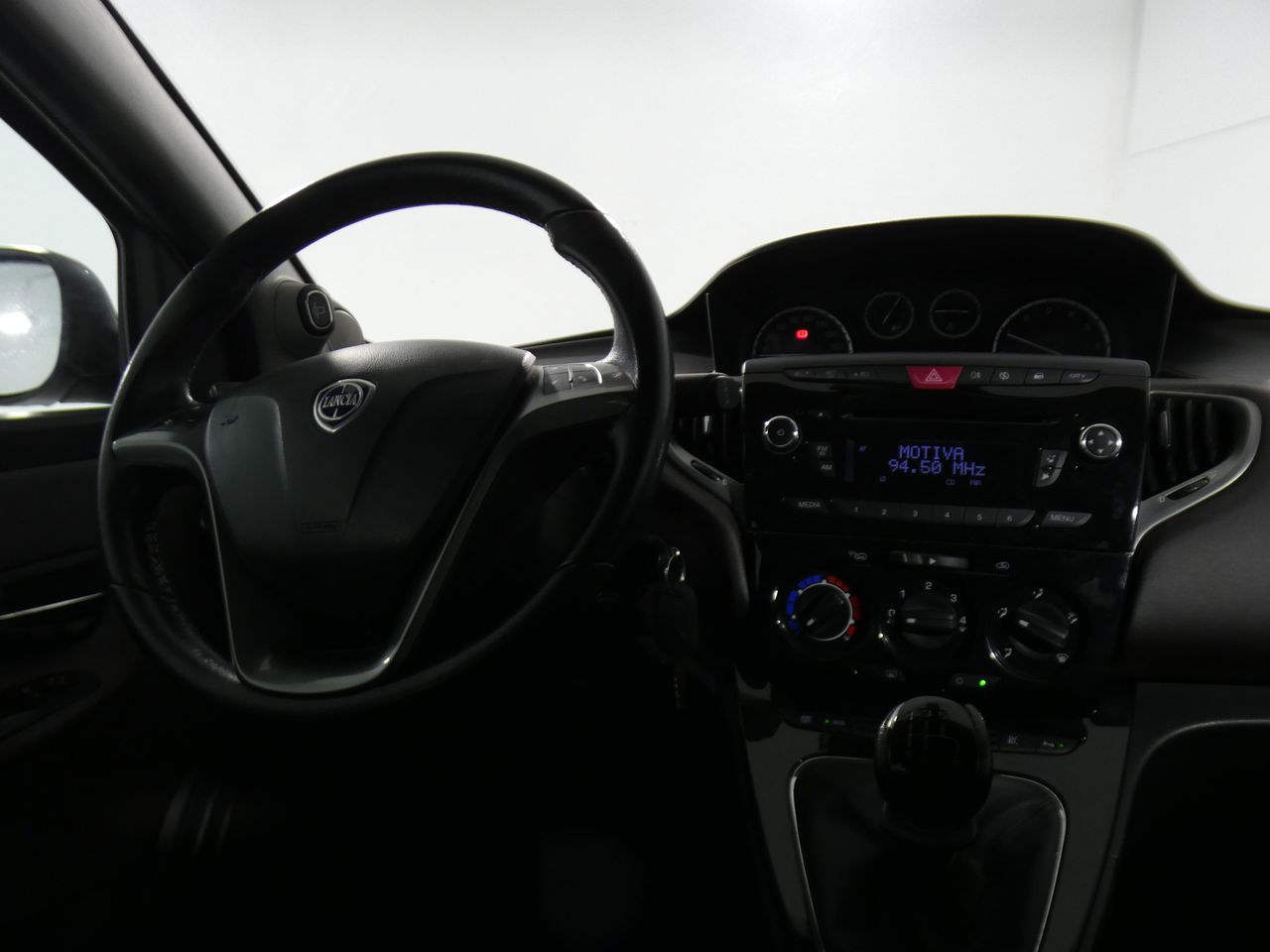 Foto Lancia Ypsilon 10