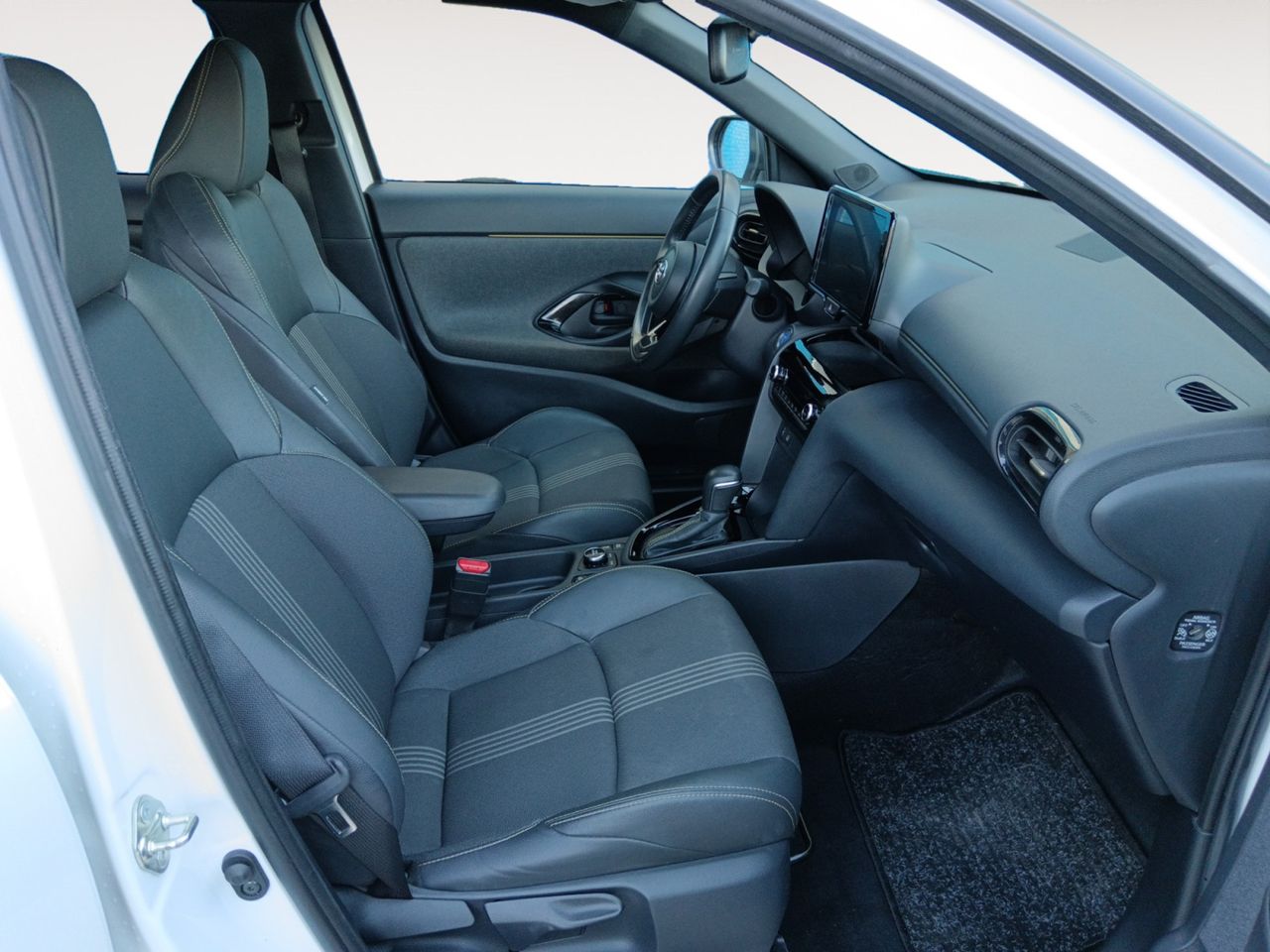 Foto Toyota Yaris 11