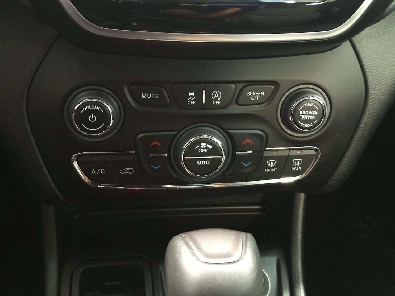 Foto Jeep Cherokee 19
