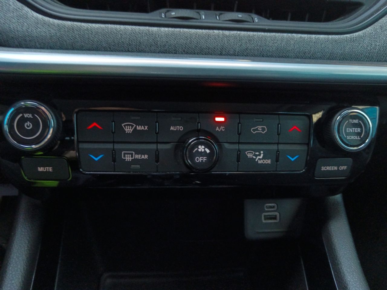 Foto Jeep Compass 17