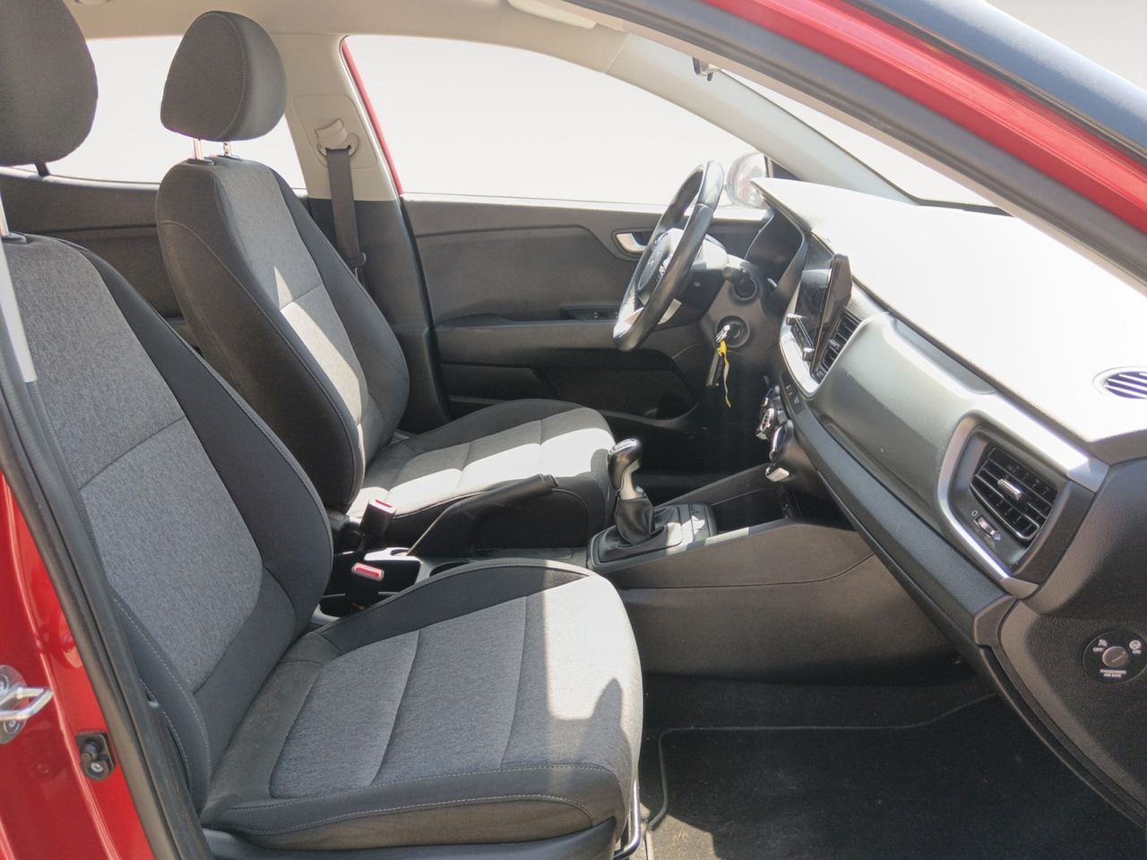 Foto Kia Stonic 10