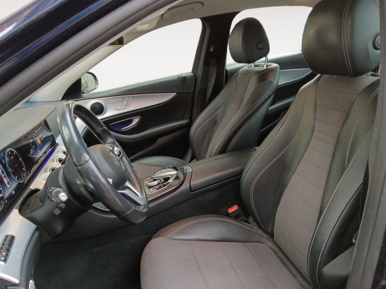 Foto Mercedes-Benz Clase E 8