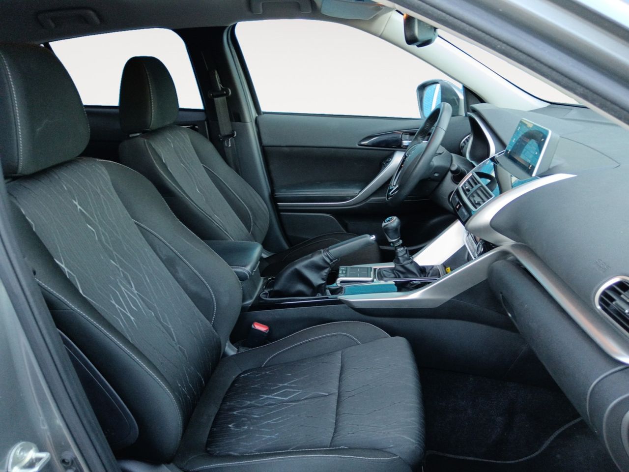 Foto Mitsubishi Eclipse Cross 9