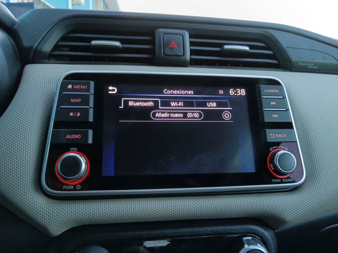 Foto Nissan Micra 16